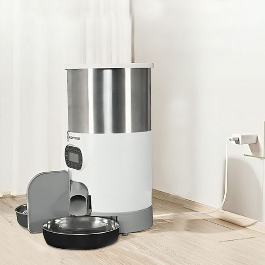 distributeur automatique croquettes chat