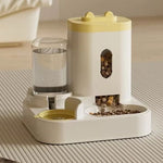 Distributeur croquette chat