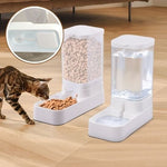 distributeur de croquettes pour chat