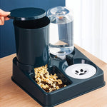 distributeur de croquettes pour chat